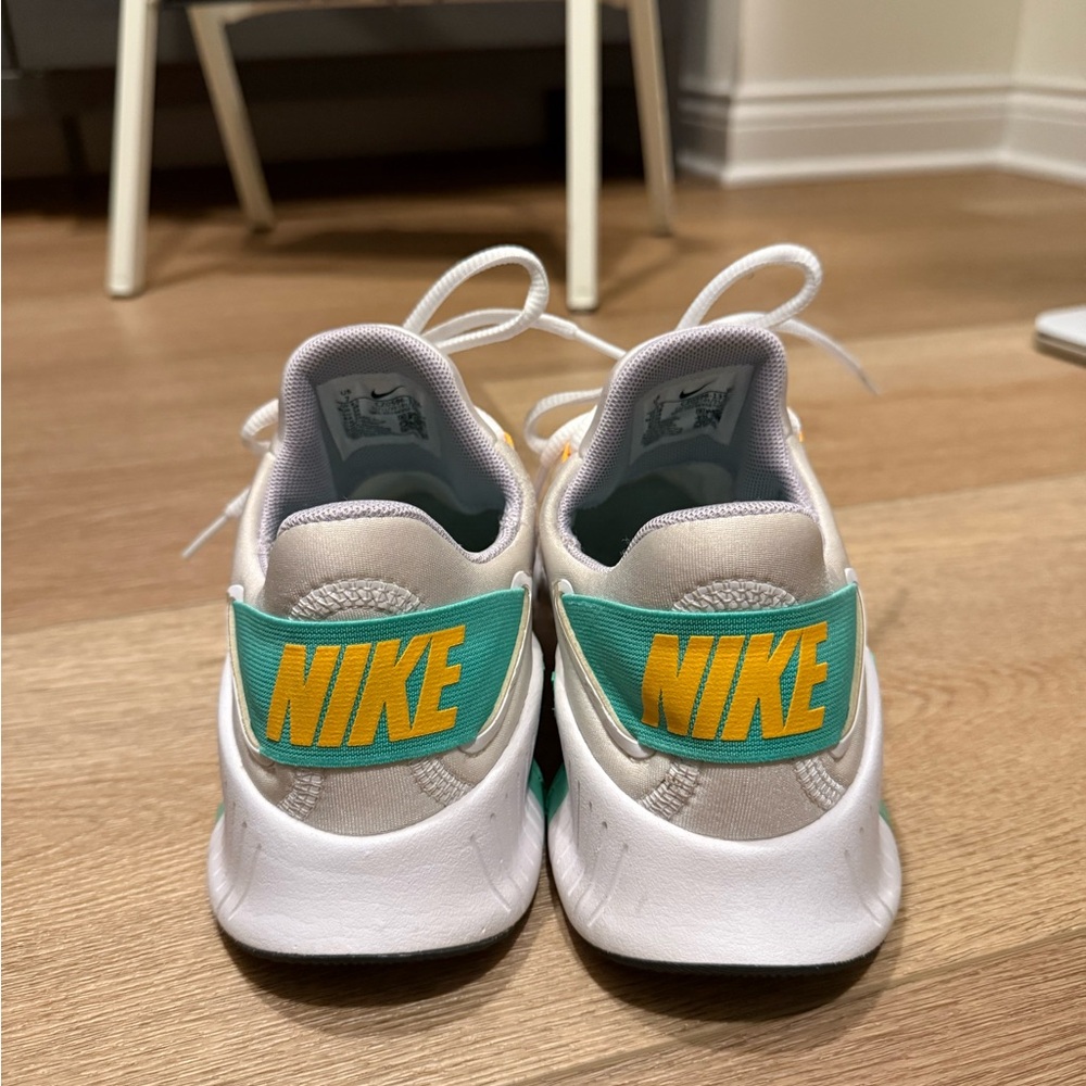 Nike White and Teal Athletic Shoes - Picture 3 of 3